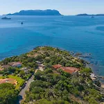 Cala Sassari - Pieds Dans L'eau Villa Golfo Aranci